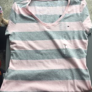 Tommy Hilfiger v neck